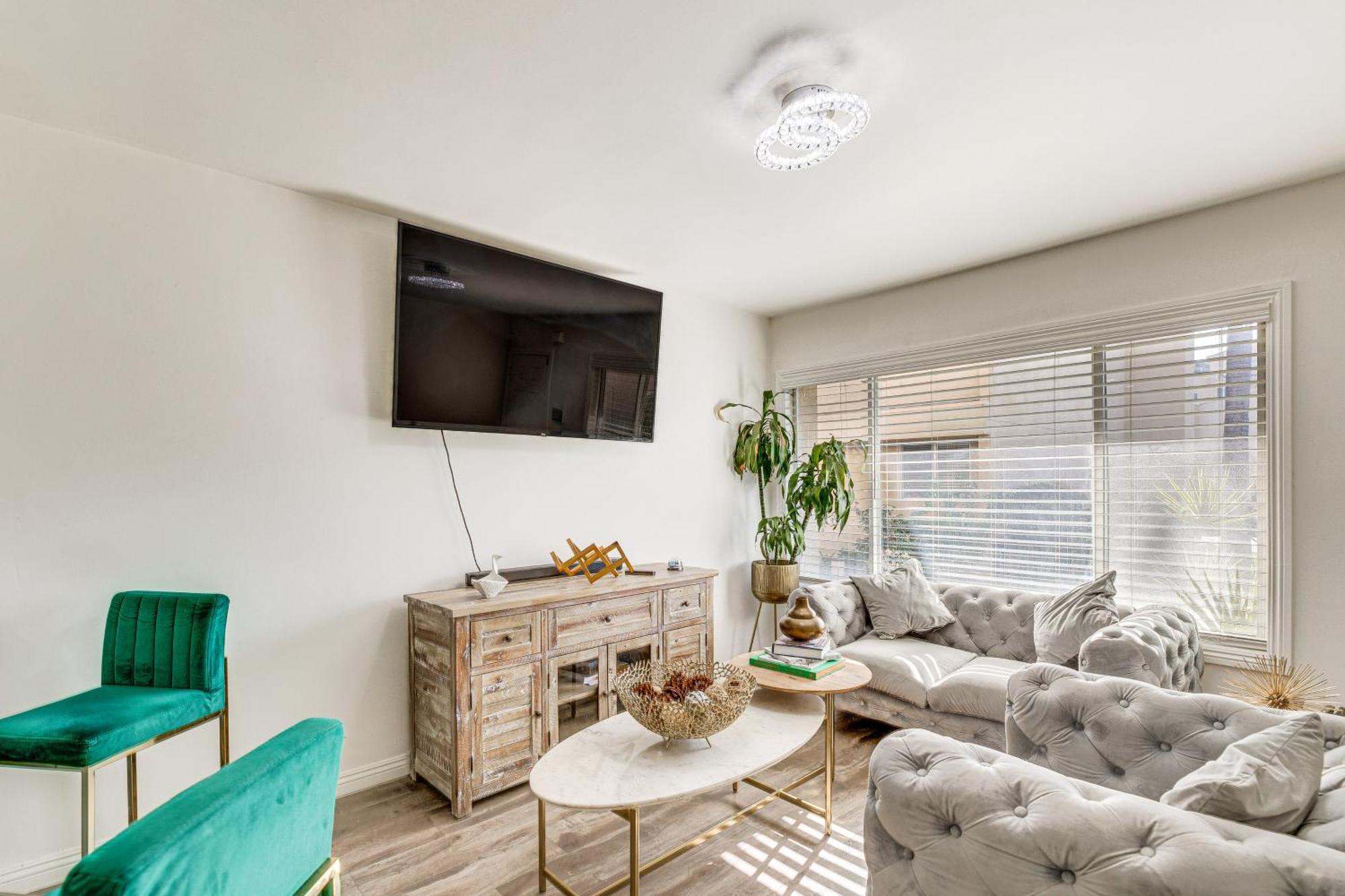 Los Angeles Townhome Off-Street Parking And Balcony Exterior foto